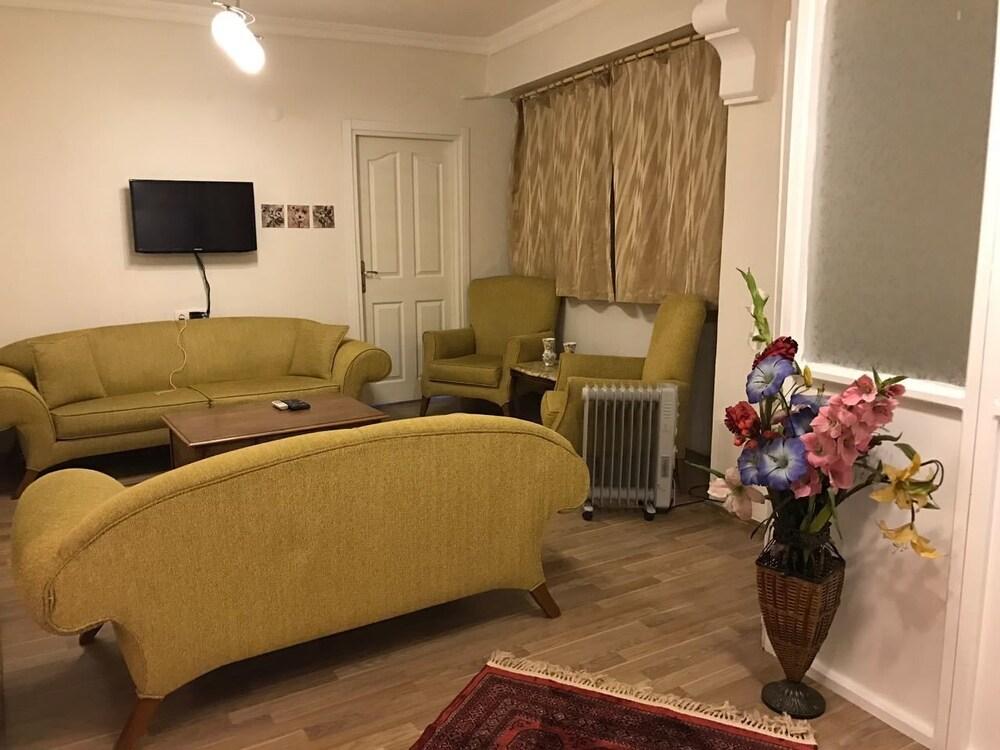 Nelly Guesthouse Istanbul Eksteriør bilde