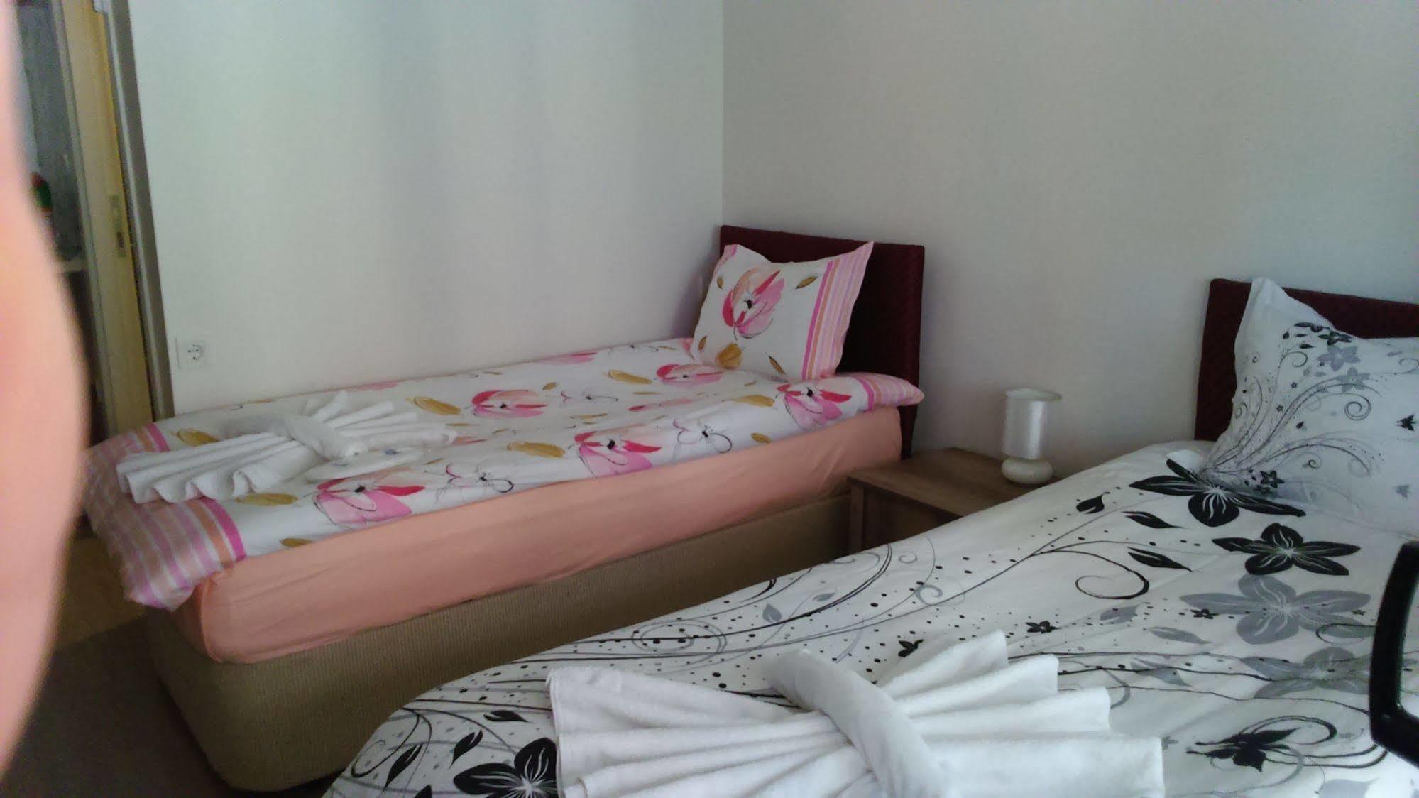 Nelly Guesthouse Istanbul Eksteriør bilde